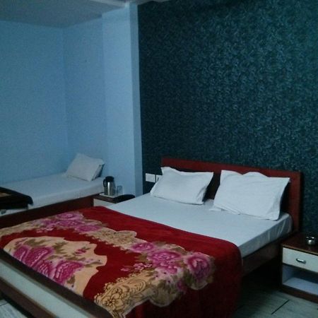 Oyo 15242 Hotel Rathi Palace Jaipur Extérieur photo