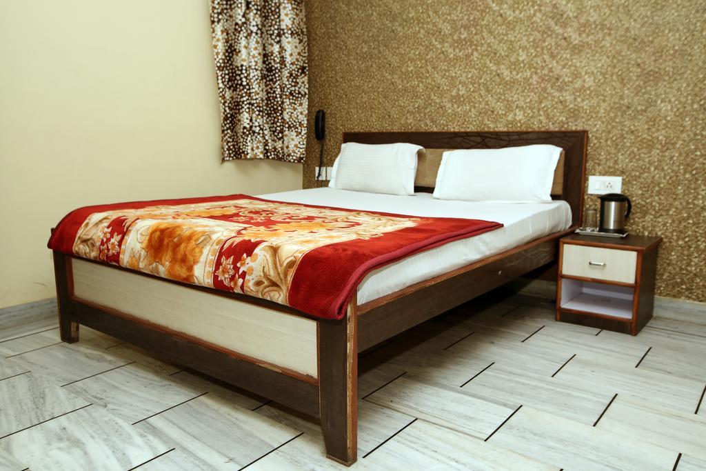 Oyo 15242 Hotel Rathi Palace Jaipur Extérieur photo