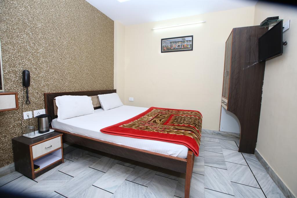 Oyo 15242 Hotel Rathi Palace Jaipur Extérieur photo