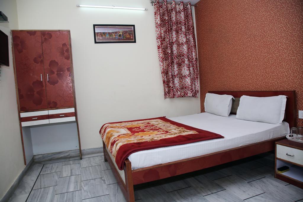 Oyo 15242 Hotel Rathi Palace Jaipur Extérieur photo
